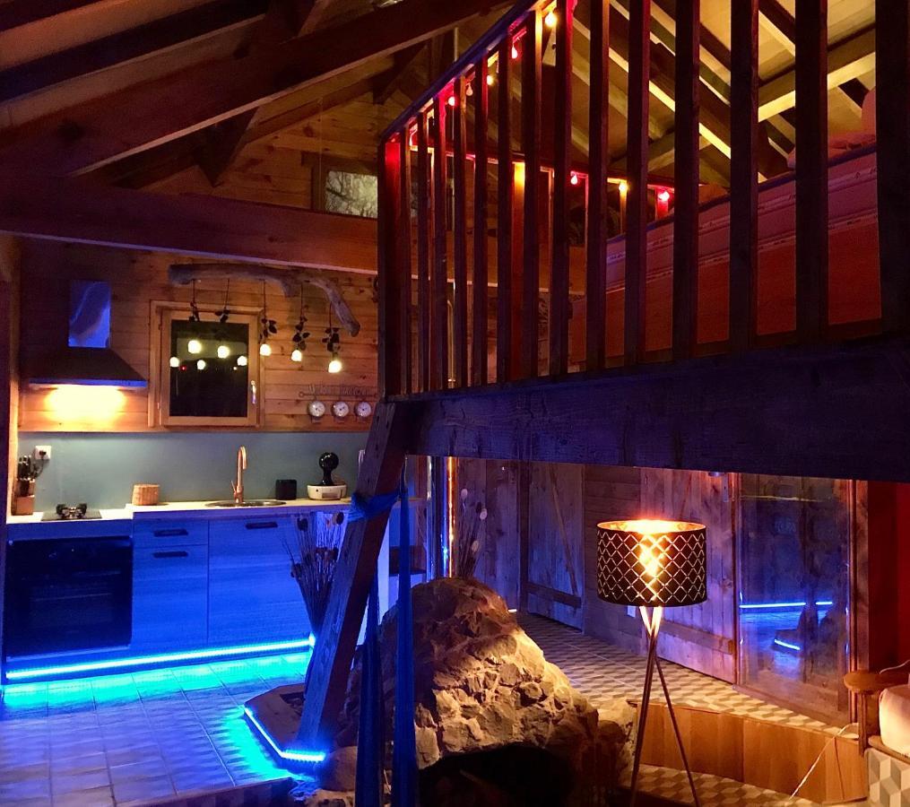 Villa Shangri-La At Concepts En Barousse Créchets Dış mekan fotoğraf